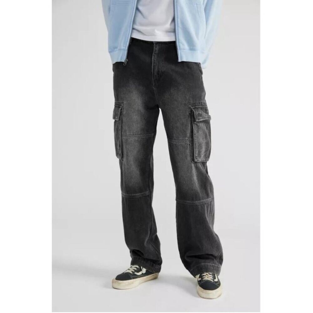 Urban Outfitters BDG Baggy Skate Fit Cargo Jeans Black Faded Size 28